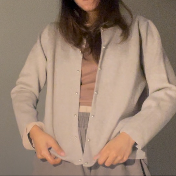 Cream cardigan - Picture 15 of 15